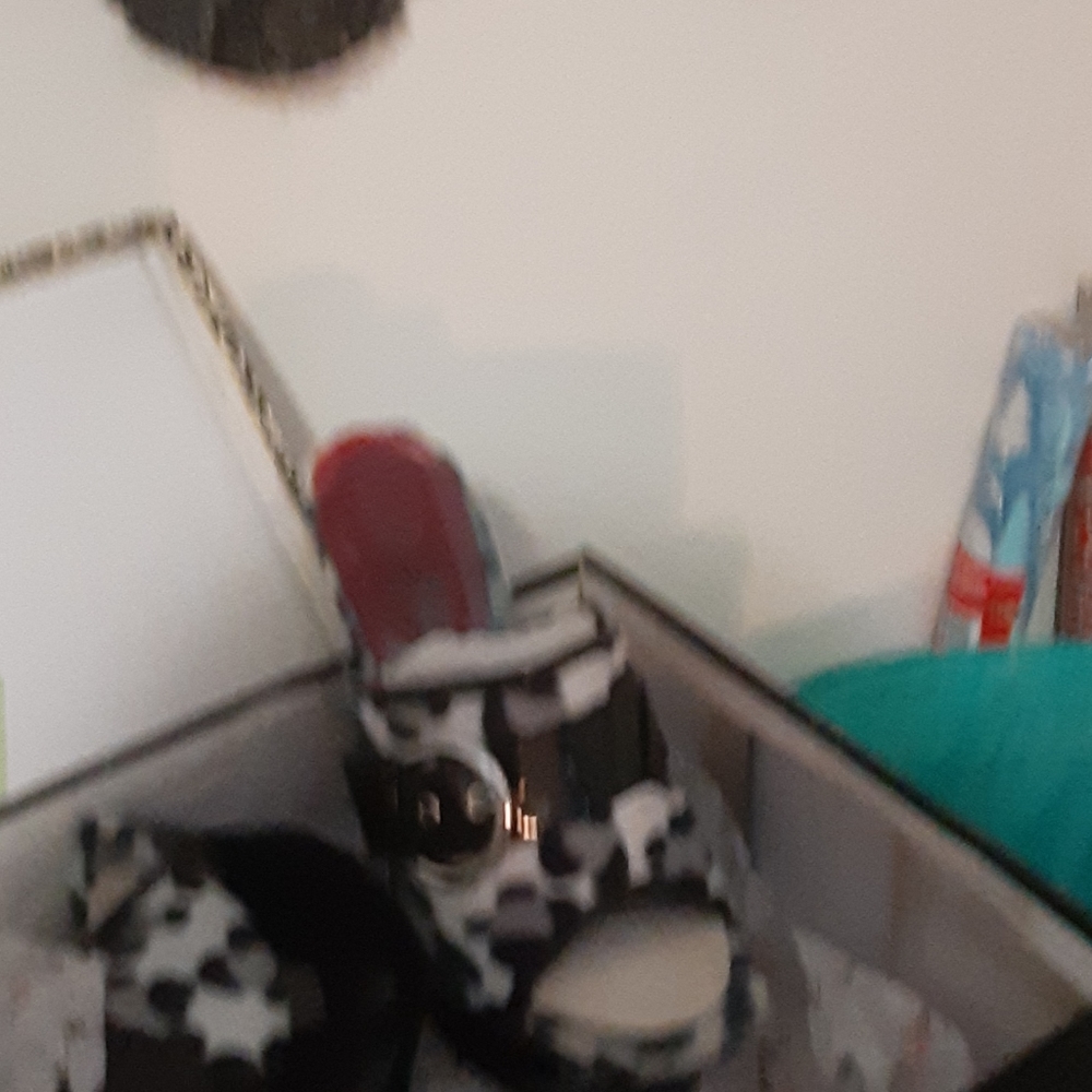 Shoes - Picture 2 of 3